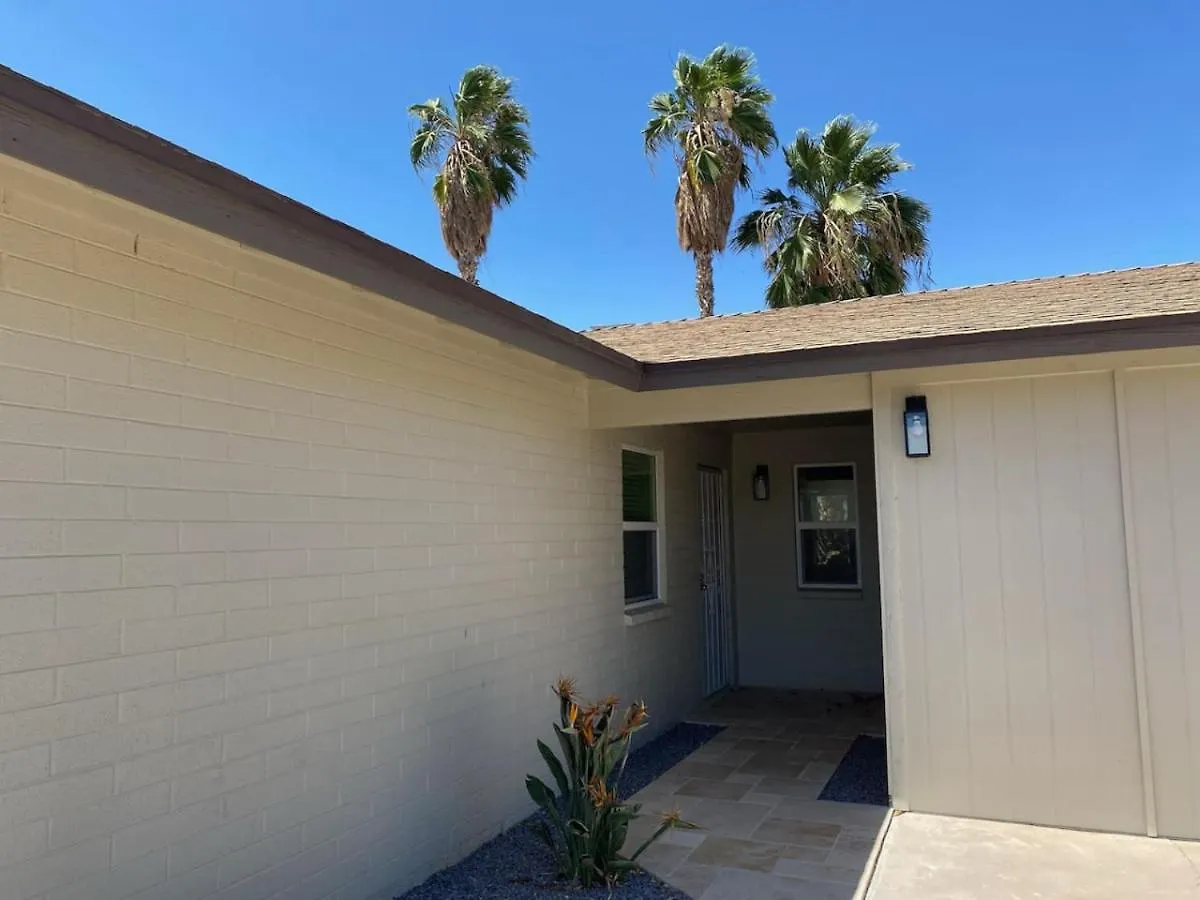 North Phoenix Remodeled 4 Bed 2Bath 0*,